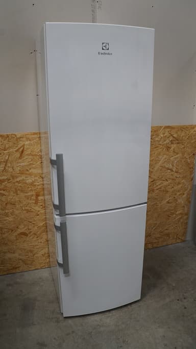 Electrolux køle/fryseskab EN3615MOW - brugt