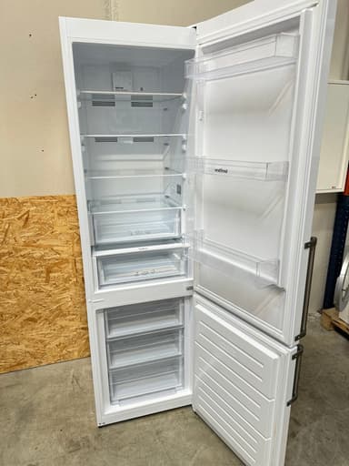 Vestfrost køle-/fryseskab SW699MENFH3 - D11900 - brugt