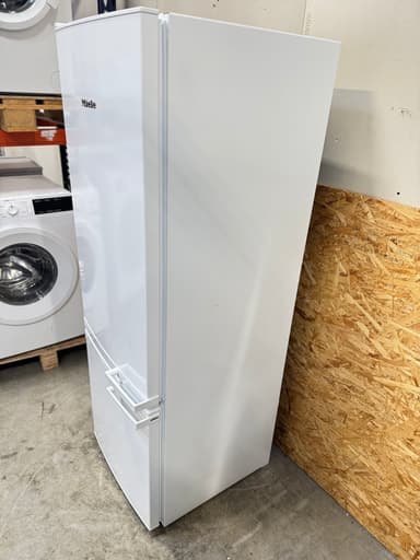 Miele køle/fryseskab KD26052WS - D09767 - brugt