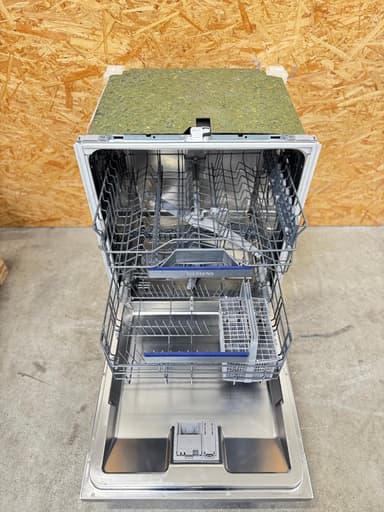 Siemens iQ300 opvaskemaskine SN43HI88CS - D12797 - brugt