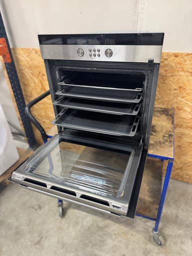 Siemens indbygningsovn HB760560S - D13509 - brugt