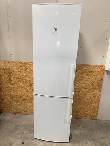 Electrolux køle-fryseskab EN3851JOW - D13582 - brugt