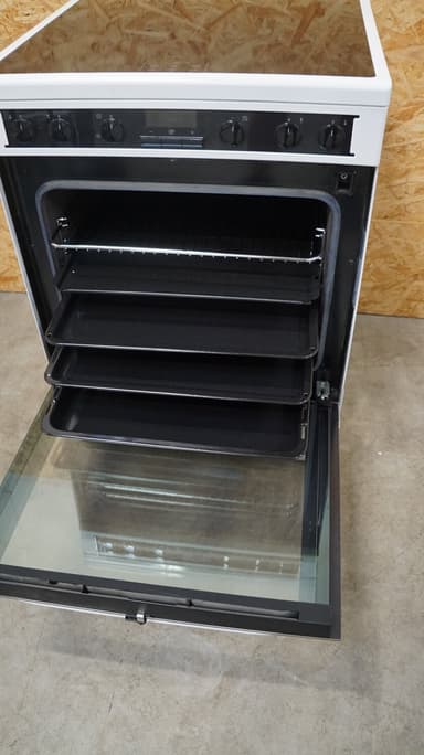 Voss induktionskomfur ELI14340HV - D13423 - brugt