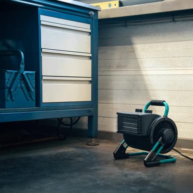 VONROC Varmeblæser - PRO - 3000W | 30m2 -  90gr vippbar - Keramisk | Grøn