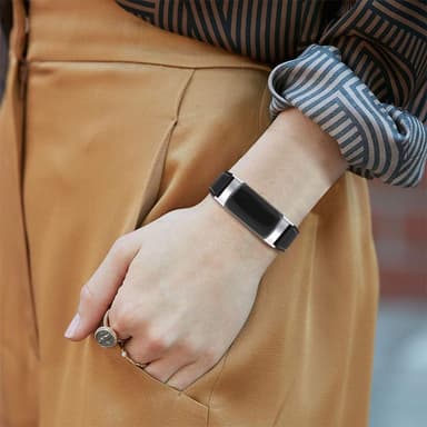 Fitbit Charge 5 armbånd ægte læder sort