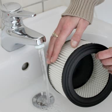 Askestøvsuger 1200 watt, 20L + 2 udskiftningsfiltre - sort