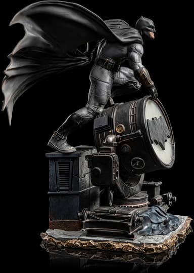 Iron Studios Justice League acitonfigur (Batman og hans Batsignal)