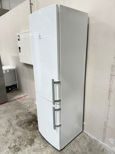 Electrolux køle/fryseskab EN4015MOW - brugt