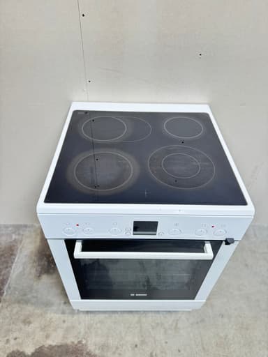 Bosch keramisk komfur HCE744220UD10408 - brugt
