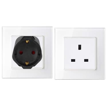 4x Stikkontaktadapter Rejsekonverter (britisk type g