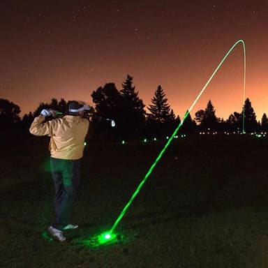 Glødende i den mørke golfbold Hvid