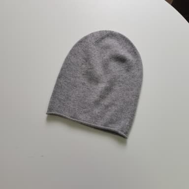 Varm strikket hue ren uld til vinter Grå