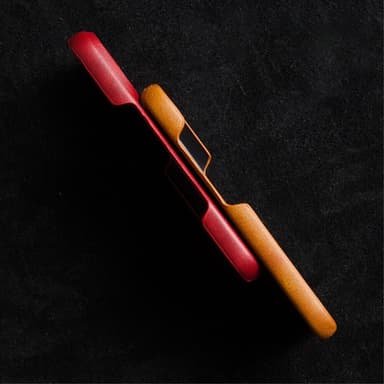 SKALO iPhone 16 Pro PU-læder Cover - Brun