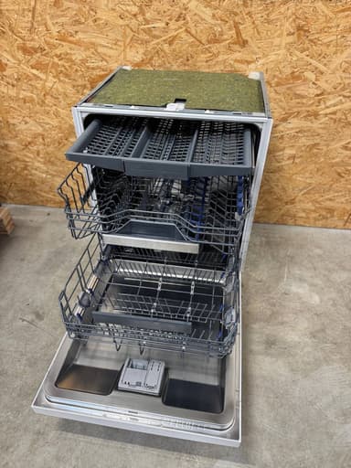 Siemens opvaskemaskine SN45ZW05CS - D14049 - brugt