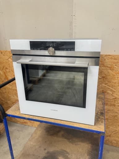 Siemens iQ700 indbygningsovn HB672GCW1S - D14660 - brugt