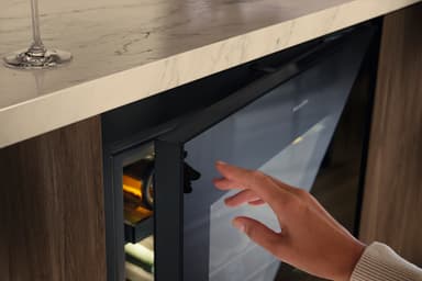 Miele Vinskab KWTUS 7196 E (Integreret, 38 flasker)