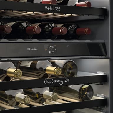 Miele Vinskab KWTUS 7196 E (Integreret, 38 flasker)