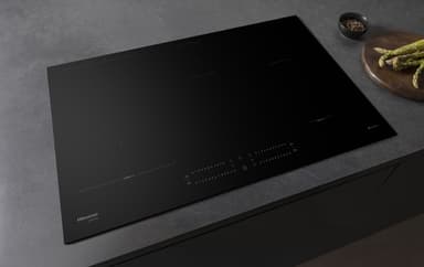 Hisense Kogeplade HI8432BSCWF