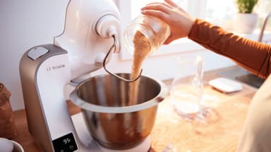 Bosch Series 4 køkkenmaskine MUM5XW00 (hvid)