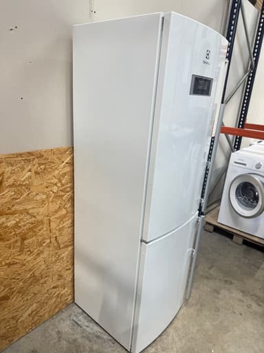Electrolux køle/fryseskab EN3488MOW - D15022 - brugt