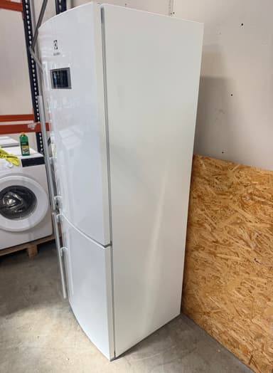 Electrolux køle/fryseskab EN3488MOW - D14972 - brugt