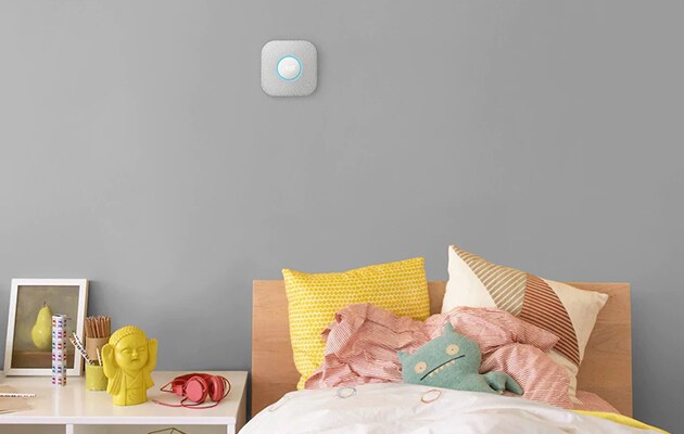 Google Nest Protect-røgdetektor på børneværelse