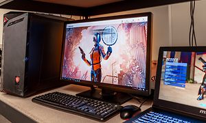 Test af stationære computere i UL Benchmarks hovedkvarter