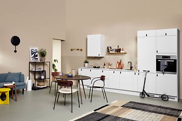 Hvid EPOQ Core køkken i moderne hjem