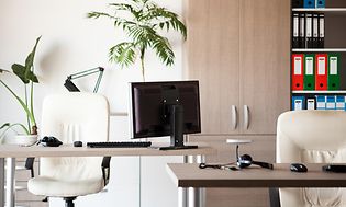 Empty-office-in-the-morning-408086