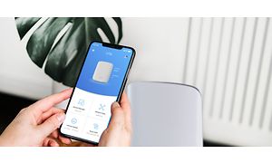 Smartphone med Orbi-app