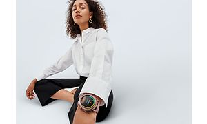Galaxy Watch 3 på armen af kvinde