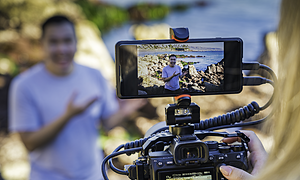 Sony Xperia Pro anvendes sammen med professionelt kamera til livestreaming