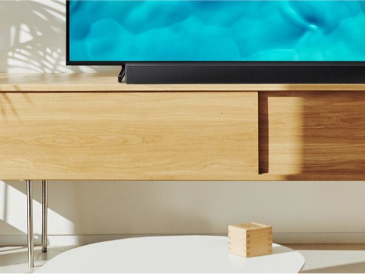 Samsung-subwoofer, TV og soundbar