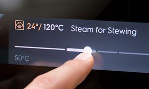 Electrolux ovn med Steamify funktion