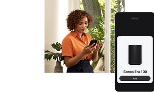 Kvinde installerer Sonos Era 100 med smartphone