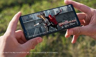 Display of the Xperia 1 V with Spider-Man movie