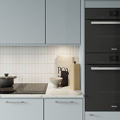 Epoq light grey kitchen and oven