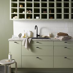 Epoq light green kitchen