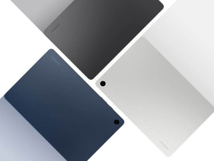 Tre Galaxy Tab A9 i forskellige farver