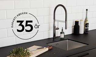 Epoq Warranty logo on a Edge kitchen image