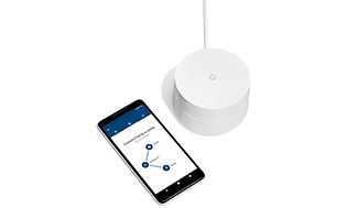 Mesh-router og en smarttelefon